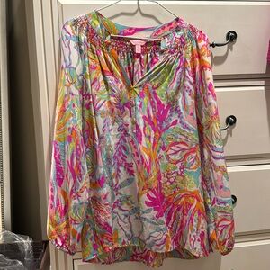 Lilly Pulitzer multi color top. Sz M. Excellent condition. Super cute!